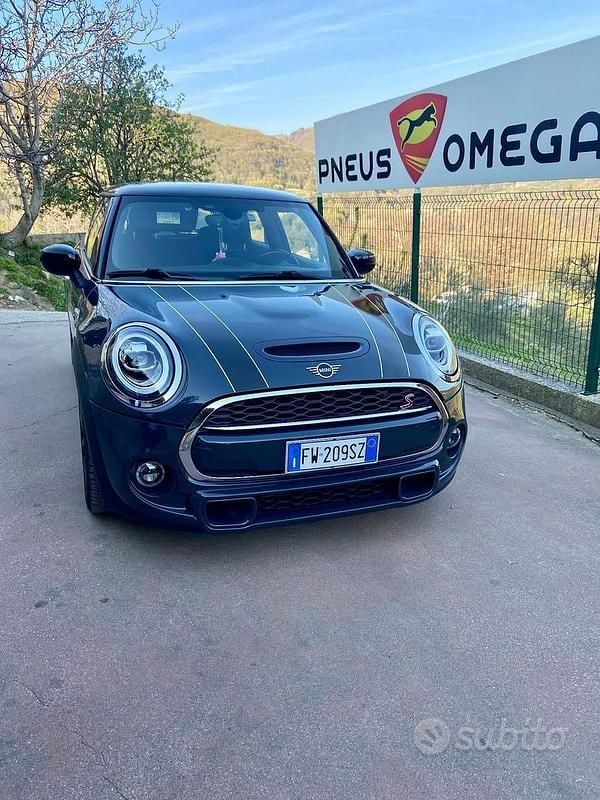 Usata Mini Cooper S 191 CV (140 kW) 2019 Grigio Utilitaria