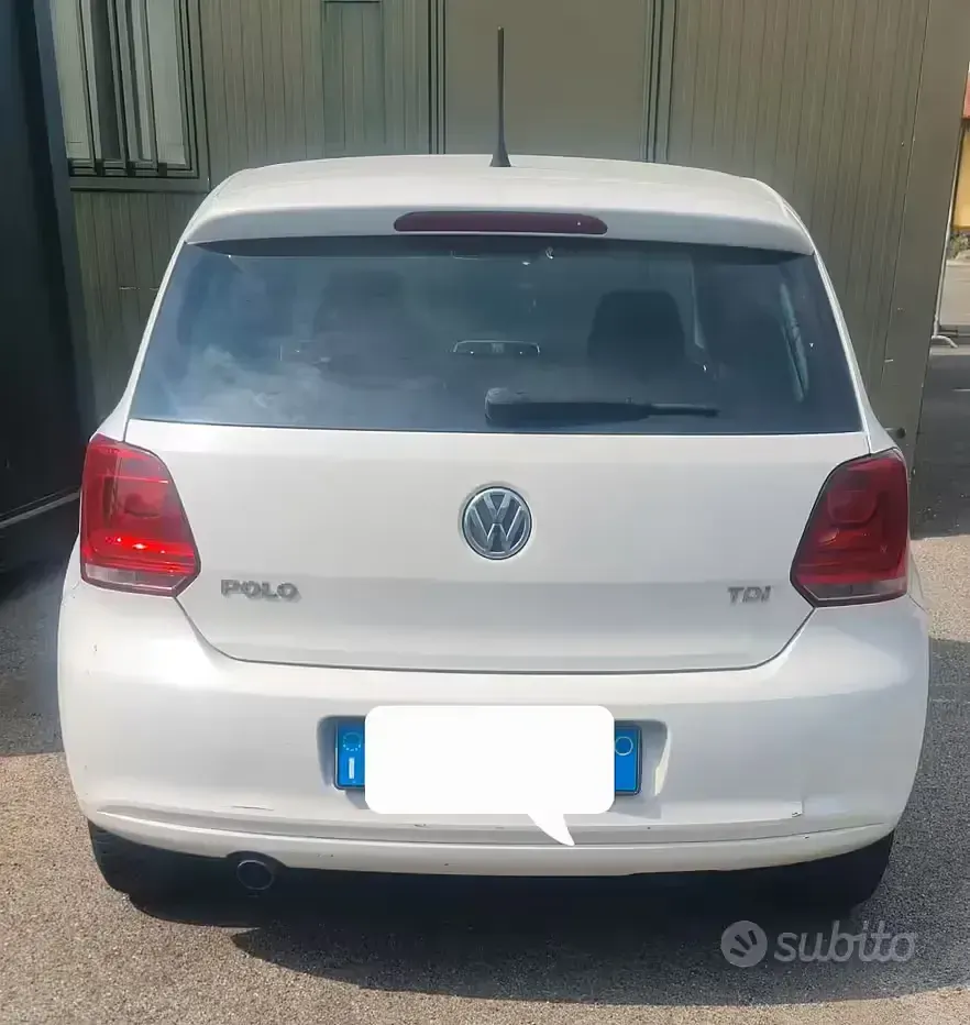 Usata VW Polo Comfortline 90 CV (66 kW) 2011 Bianco Utilitaria