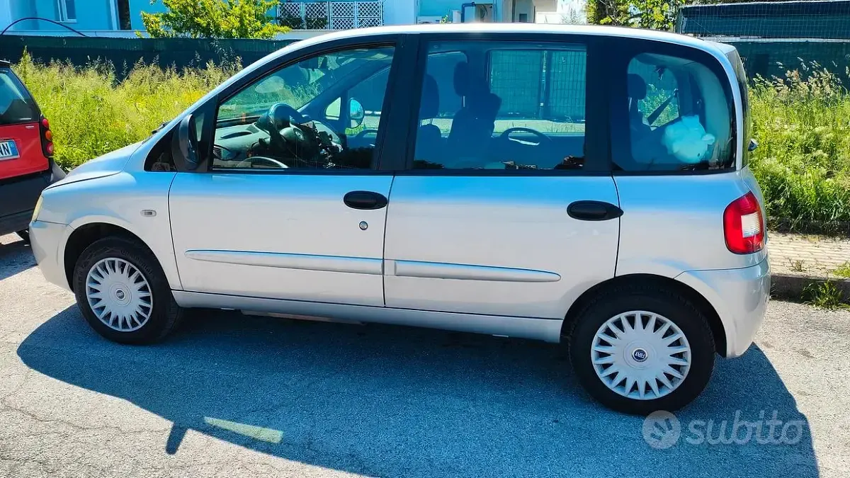 Usata Fiat Multipla 103 CV (75 kW) 2008 Monovolume