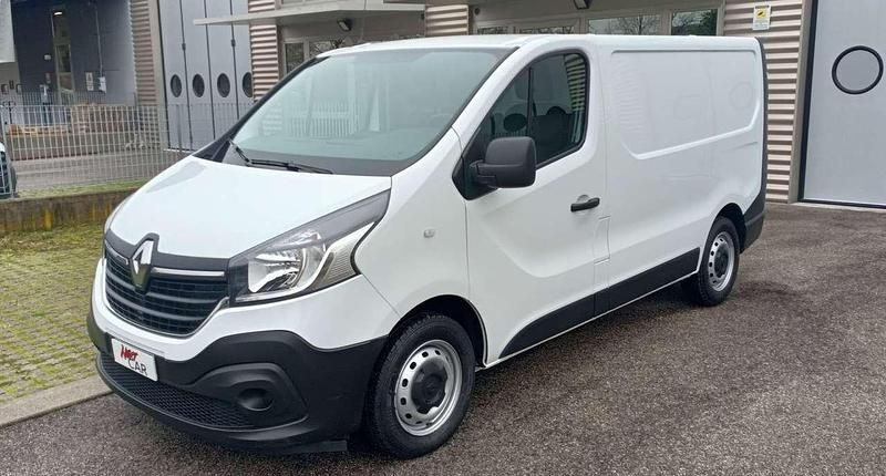 Usata Renault Trafic 120 CV (88 kW) 2022 Bianco Monovolume