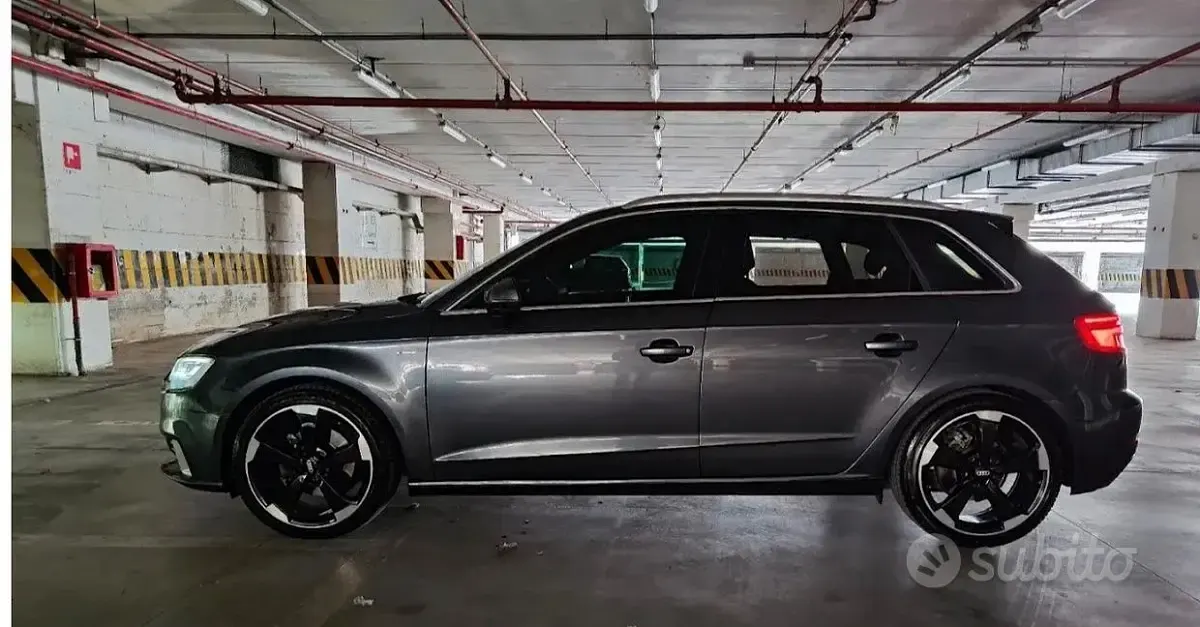 Usata Audi A3 116 CV (85 kW) 2017 Grigio Utilitaria