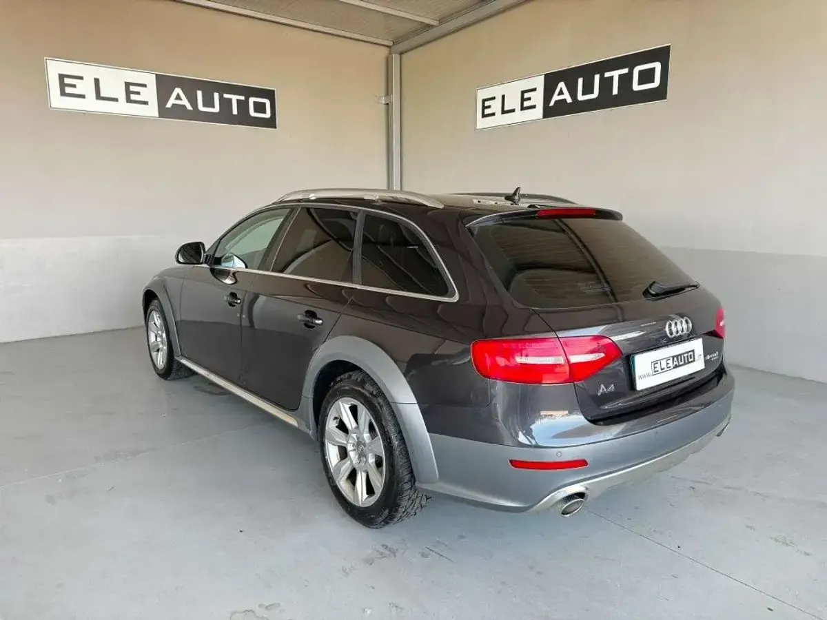 Usata Audi A4 Allroad Advanced 245 CV (180 kW) 2013 Grigio scuro Station wagon