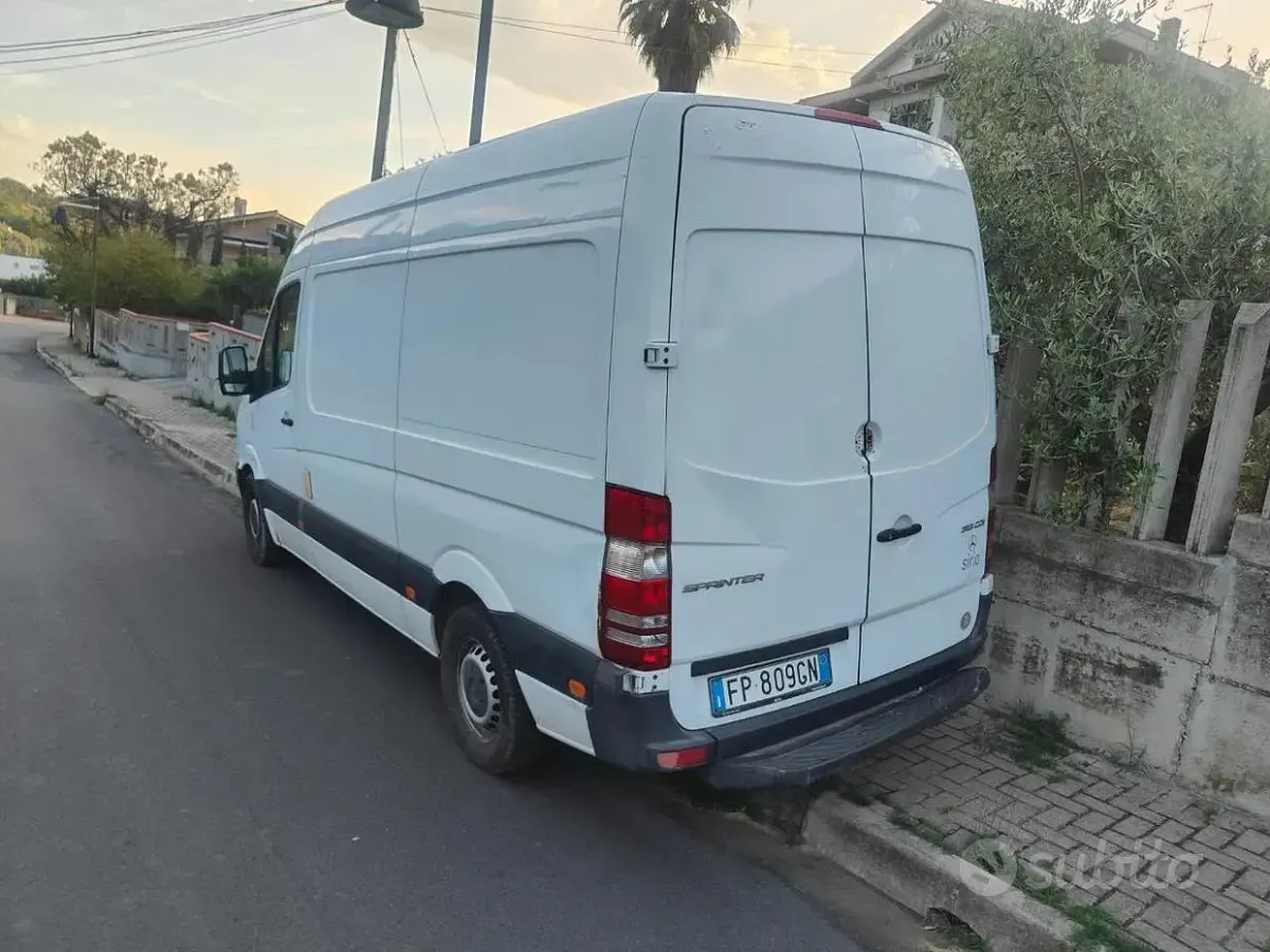 Usata Mercedes Sprinter 163 CV (119 kW) 2018 Bianco Furgone
