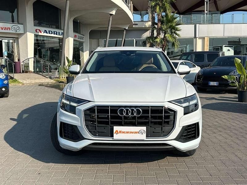Usata Audi Q8 286 CV (210 kW) 2019 Bianco SUV