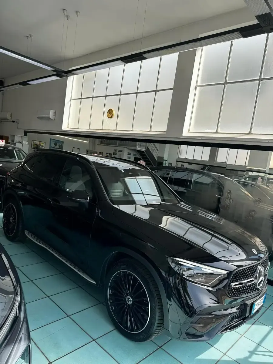 Usata Mercedes GLC300 AMG Line Premium Plus 269 CV (197 kW) 2023 Nero SUV
