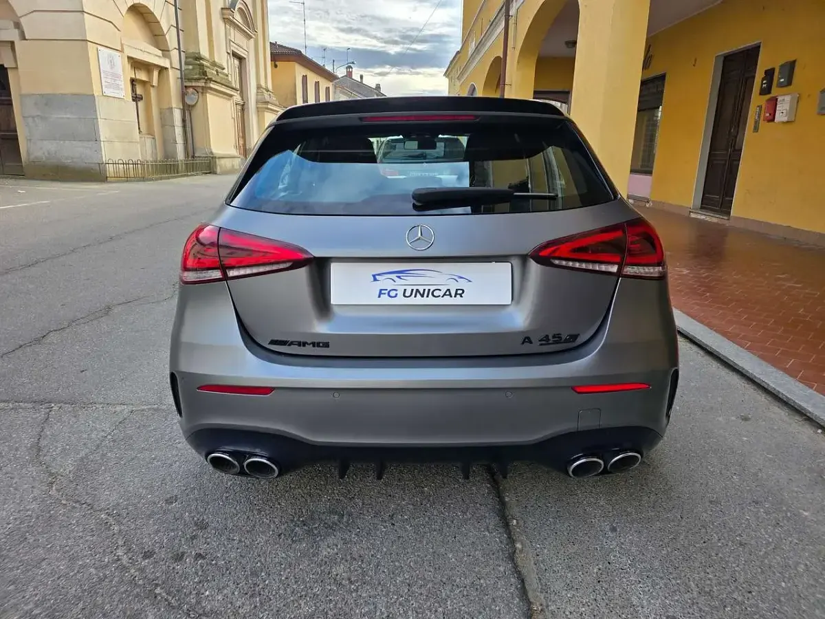 Usata Mercedes A45 AMG AMG 421 CV (309 kW) 2020 Grigio Utilitaria