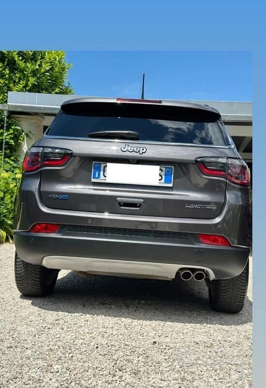 Usata Jeep Compass 190 CV (139 kW) 2020 Grigio SUV
