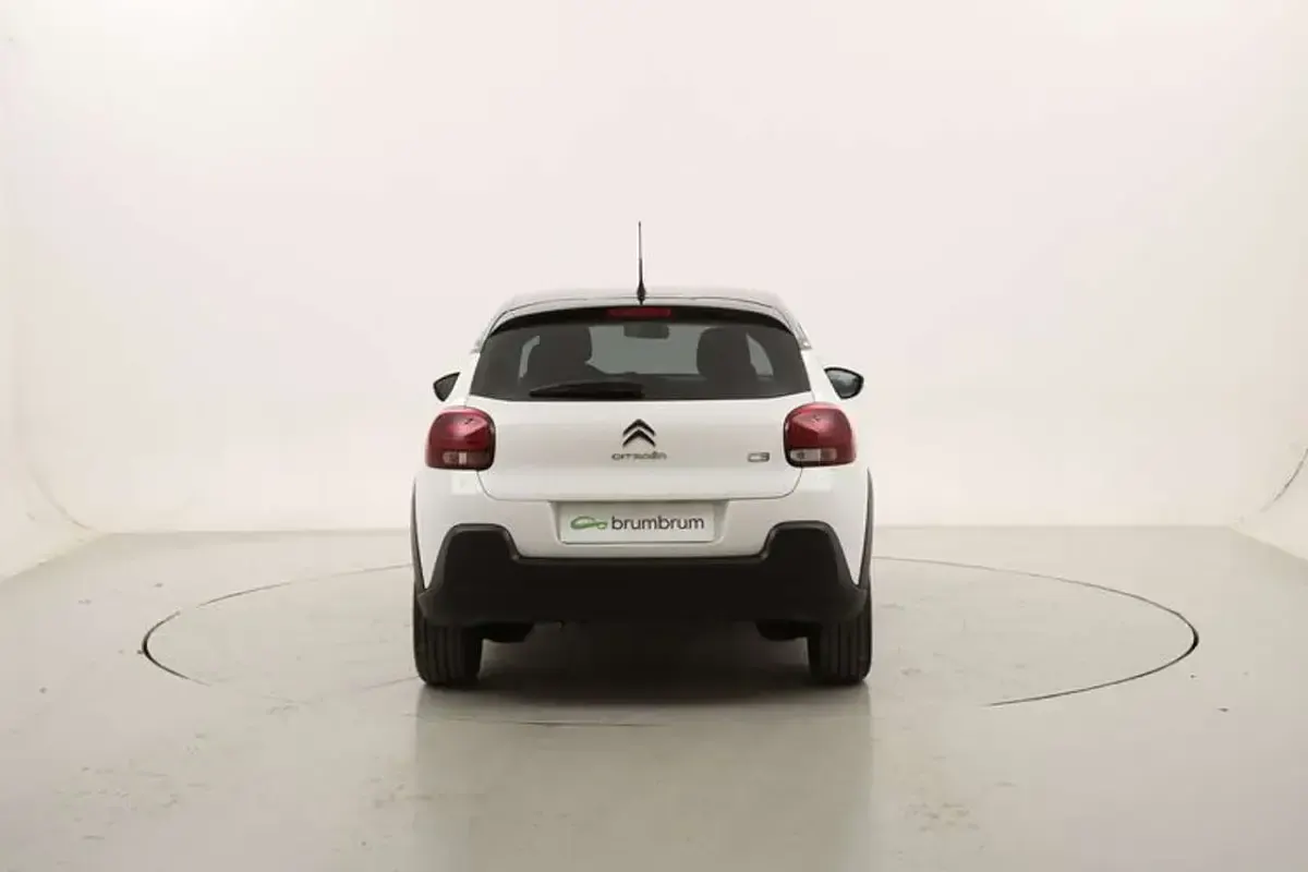 Usata Citroën C3 Shine 83 CV (61 kW) 2023 Bianco Utilitaria