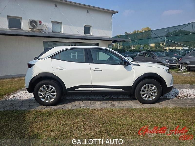 Usata Opel Mokka Edition 101 CV (74 kW) 2022 Bianco SUV