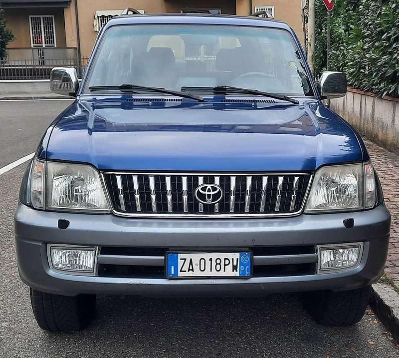 Usata Toyota Land Cruiser 163 CV (119 kW) 2002 Blu/azzurro SUV