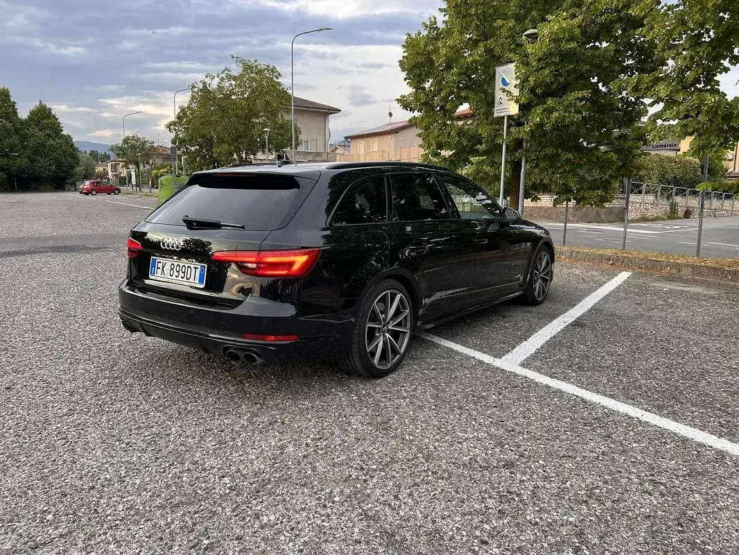 Usata Audi S4 Business 354 CV (260 kW) 2017 Nero Station wagon