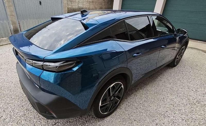 Usata Peugeot 408 GTi 179 CV (131 kW) 2023 Blu/azzurro SUV