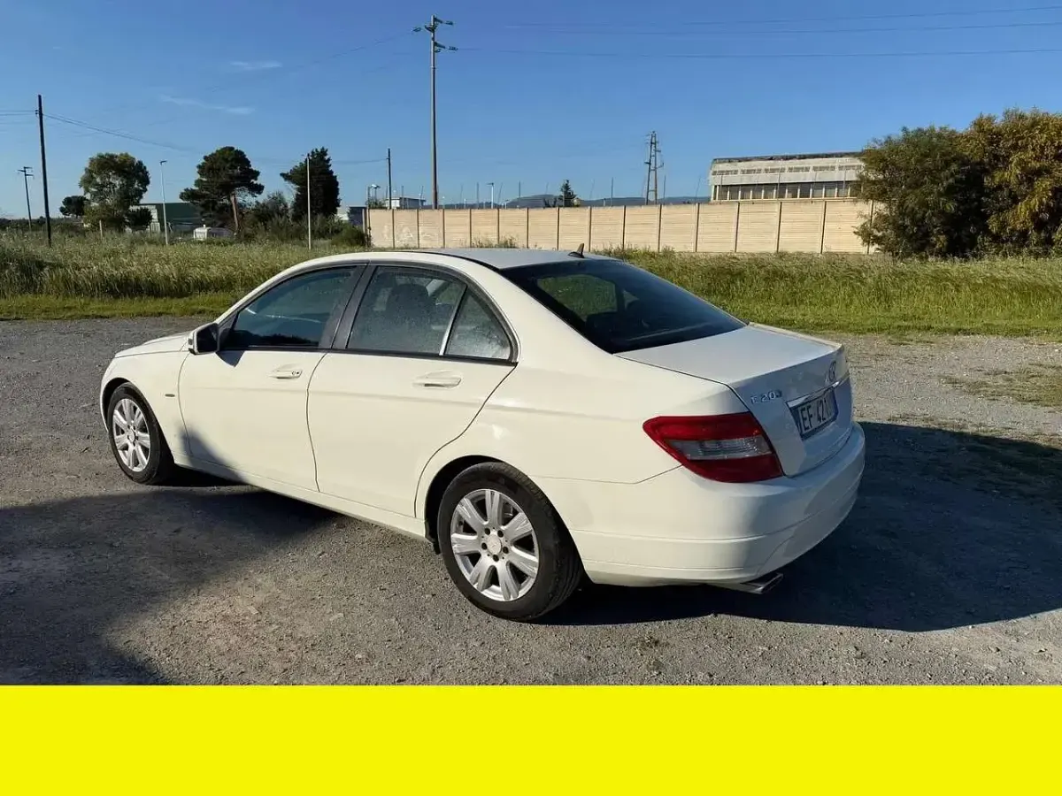Usata Mercedes C200 136 CV (100 kW) 2010 Other Berlina
