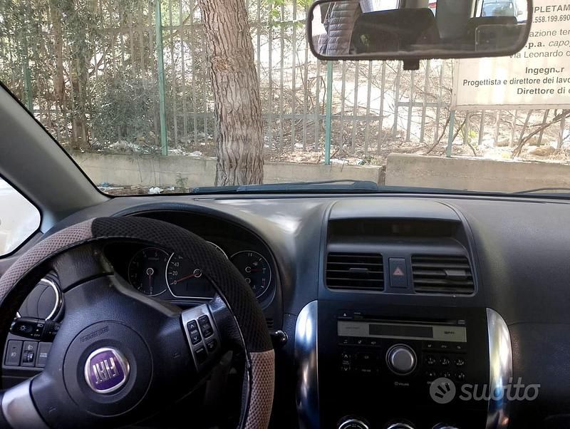 Usata Fiat Sedici 120 CV (88 kW) 2008 SUV