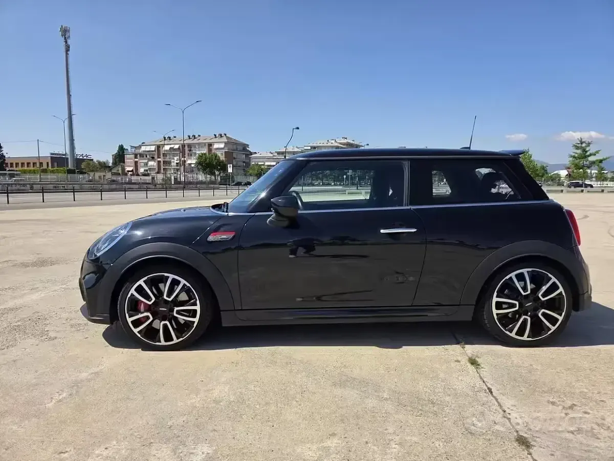 Usata Mini John Cooper Works 231 CV (169 kW) 2023 Nero Utilitaria