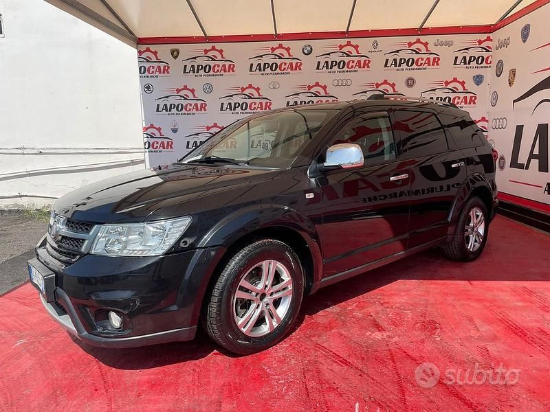 Usata Fiat Freemont Lounge 170 CV (125 kW) 2012 Nero SUV