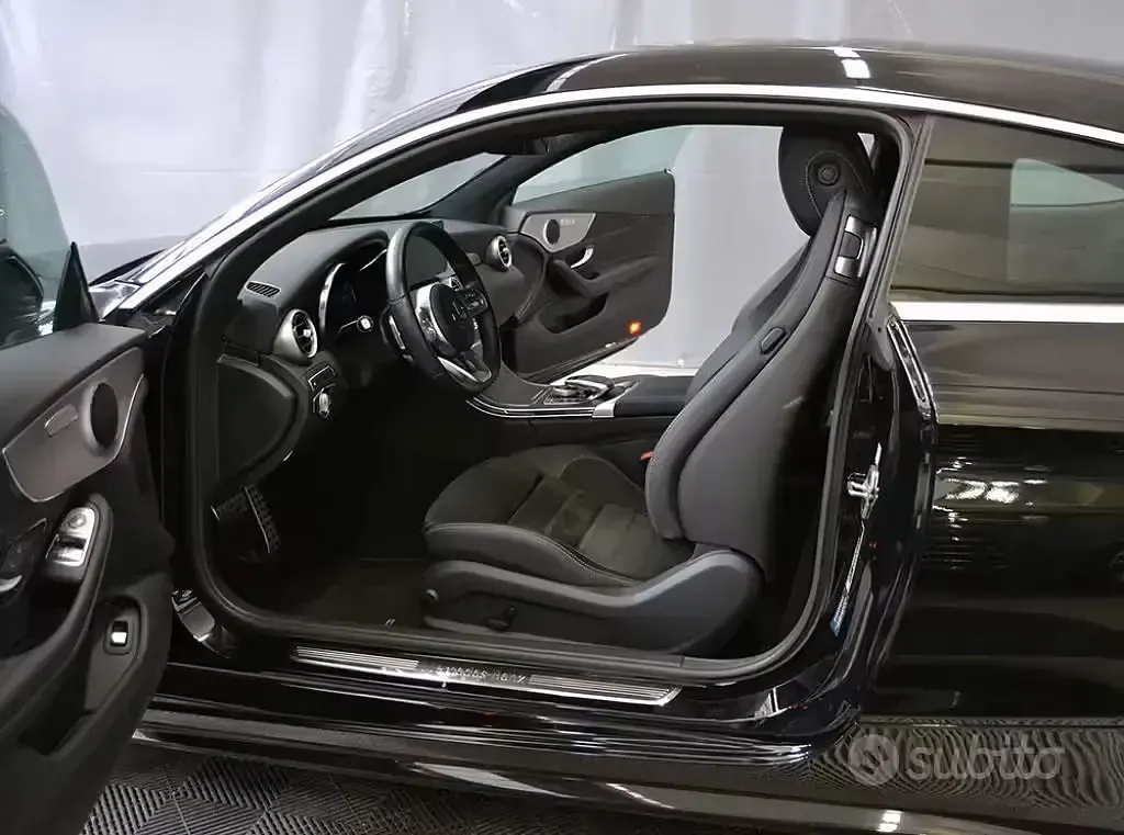 Usata Mercedes C180 Premium 184 CV (135 kW) 2021 Nero Coupé
