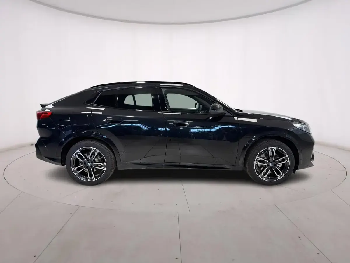 Nuova BMW iX2 M Sport 103 kW (141 CV) 2026 Nero SUV