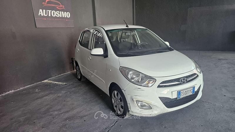 Usata Hyundai i10 Classic 69 CV (50 kW) 2013 Bianco Utilitaria