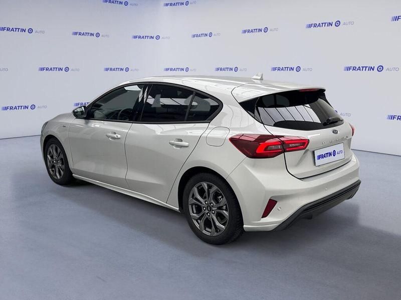 Usata Ford Focus ST-Line 125 CV (91 kW) 2025 Argento Utilitaria