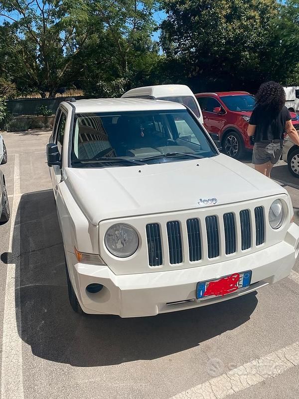 Usata Jeep Patriot Sport 2008 Bianco SUV