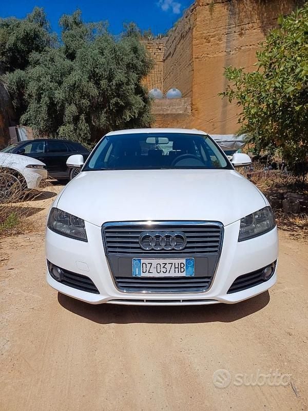 Usata Audi A3 90 CV (66 kW) 2010 Bianco Utilitaria