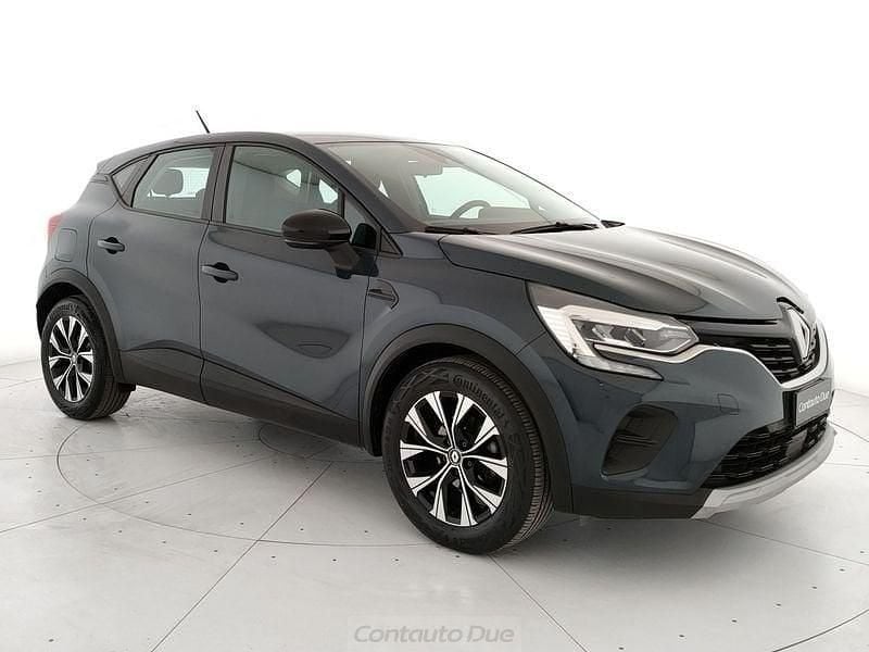 Usata Renault Captur Equilibre 101 CV (74 kW) 2023 Grigio SUV