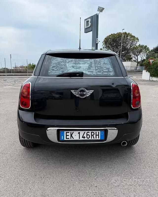 Usata Mini Cooper D Countryman 111 CV (81 kW) 2011 Nero SUV