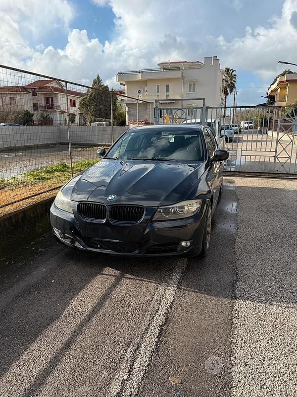 Usata BMW 320 177 CV (130 kW) 2009 Nero Station wagon