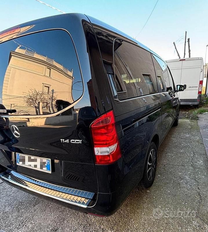 Usata Mercedes Vito 136 CV (100 kW) 2017 Nero Furgone