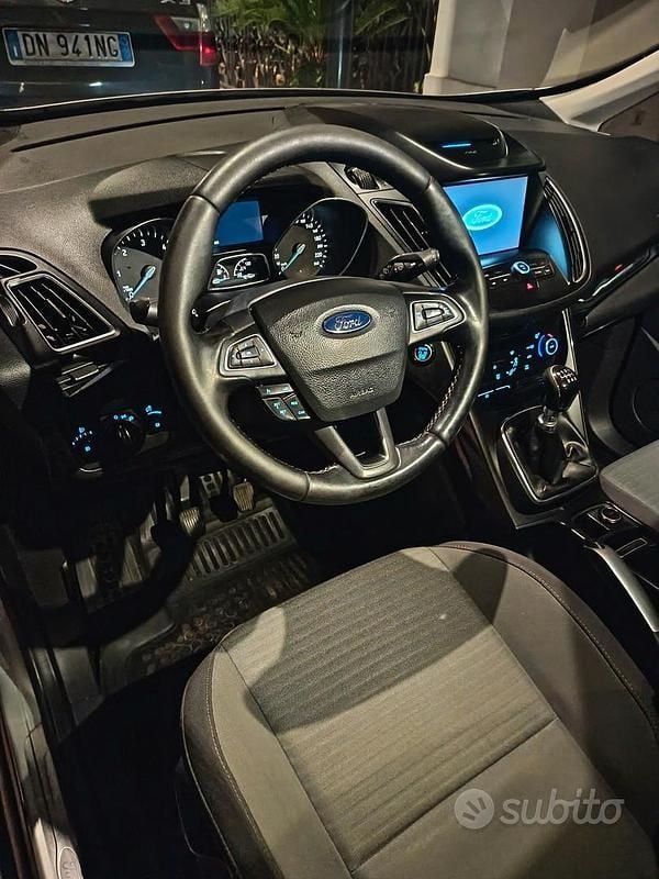 Usata Ford C-MAX 120 CV (88 kW) 2017 Grigio Monovolume