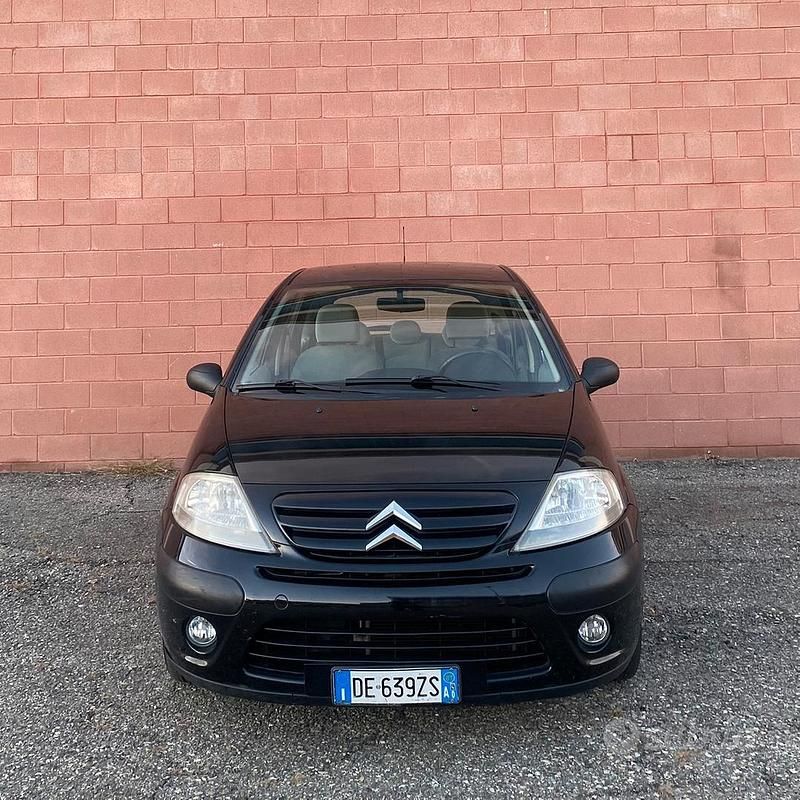 Nero Usata 2007 Citroën C3 Due volumi | 3950 € (Cara) - Immagine 1/4