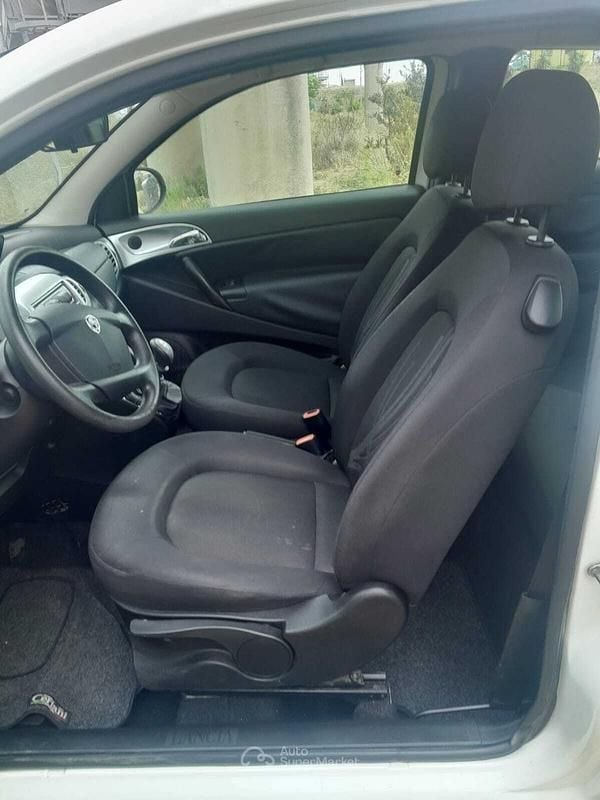 Usata Lancia Ypsilon 69 CV (50 kW) 2011 Utilitaria