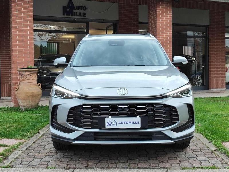 Nuova MG ZS Luxury 102 CV (75 kW) 2025 Argento Berlina