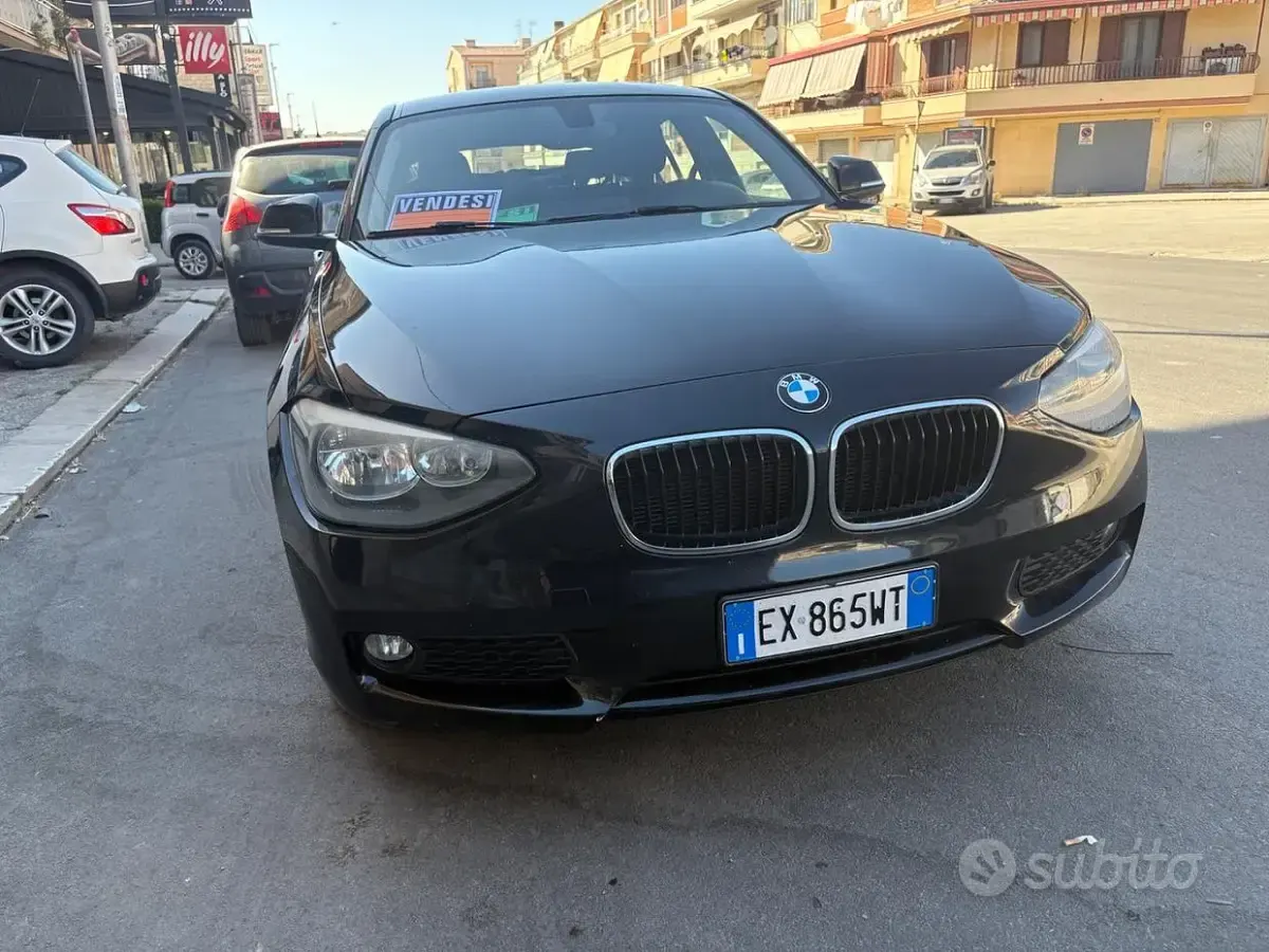 Usata BMW 118 143 CV (105 kW) 2015 Nero Utilitaria