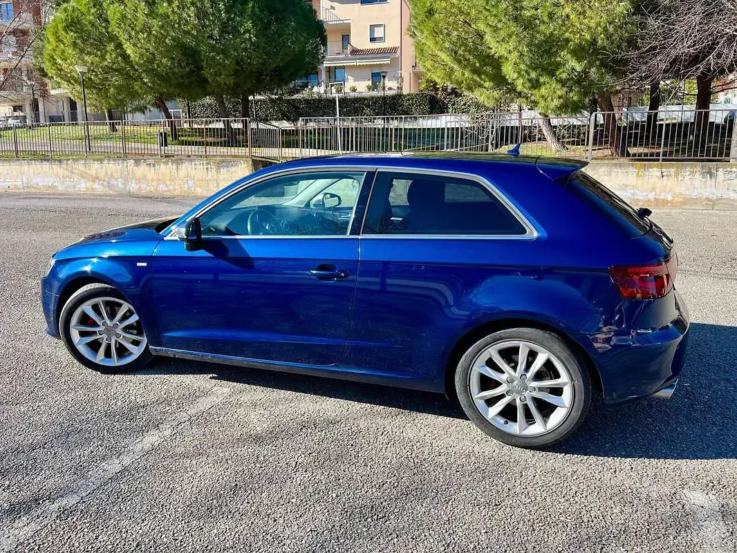 Usata Audi A3 Ambition 150 CV (110 kW) 2013 Blu/azzurro Berlina