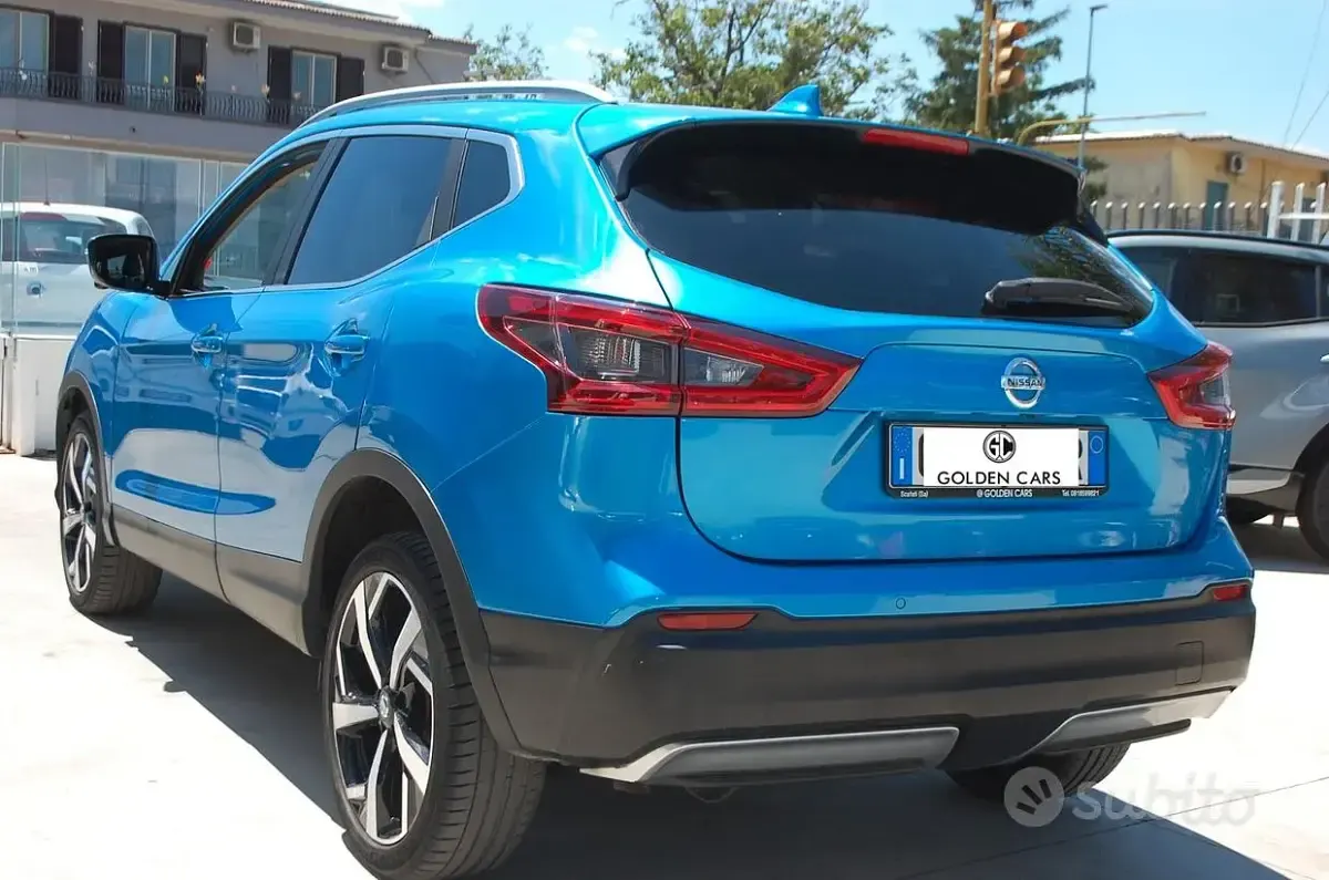 Usata Nissan Qashqai Tekna 131 CV (96 kW) 2017 Bluazzurro SUV