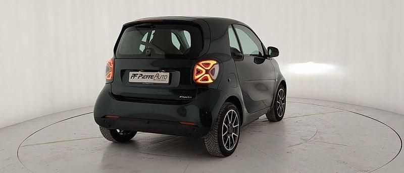 Usata Smart ForTwo Coupé 41 kW (56 CV) 2020 Verde Utilitaria