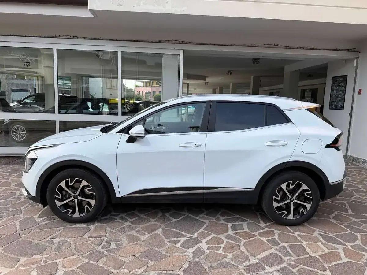 Usata Kia Sportage Style 179 CV (131 kW) 2022 Bianco SUV