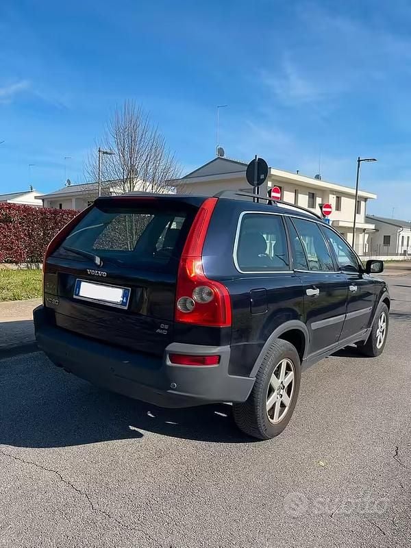 Usata Volvo XC90 185 CV (136 kW) 2006 Blu SUV