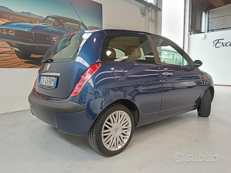 Usata Lancia Ypsilon 80 CV (58 kW) 2005 Blu Utilitaria