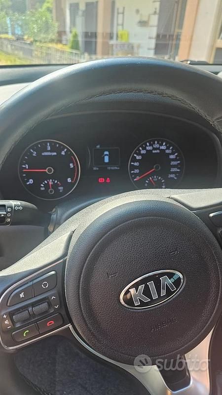 Usata Kia Sportage 2017 Bianco SUV