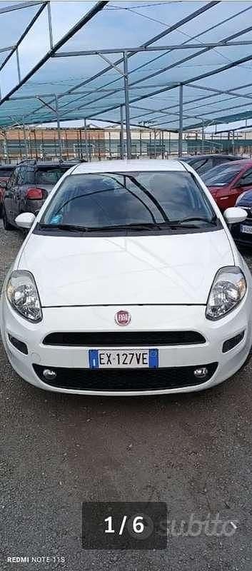 Usata Fiat Punto Easy 77 CV (56 kW) 2014 Berlina