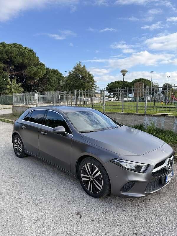 Usata Mercedes A200 150 CV (110 kW) 2020 Berlina