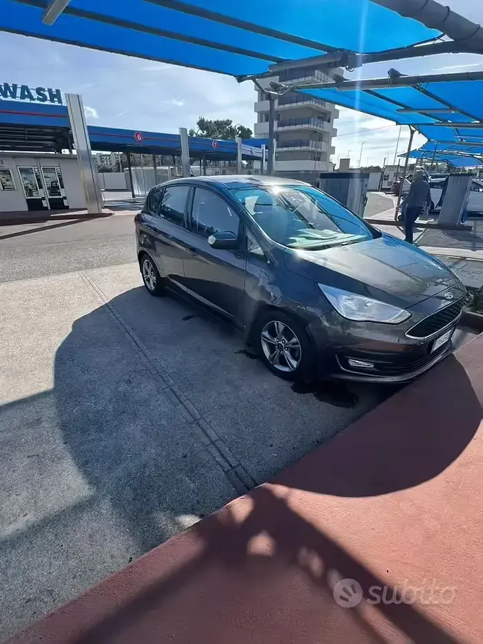 Occasion Ford C-MAX 120 ch (88 kW) 2018 Monospace
