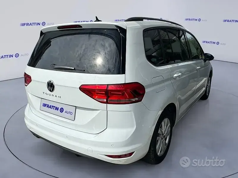 Usata VW Touran Business 150 CV (110 kW) 2021 Bianco Monovolume