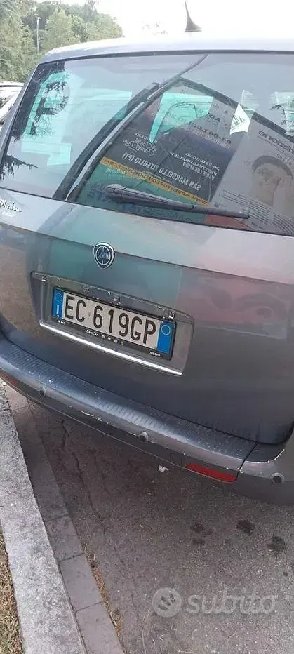Usata Lancia Phedra 136 CV (100 kW) 2010 Blu Monovolume