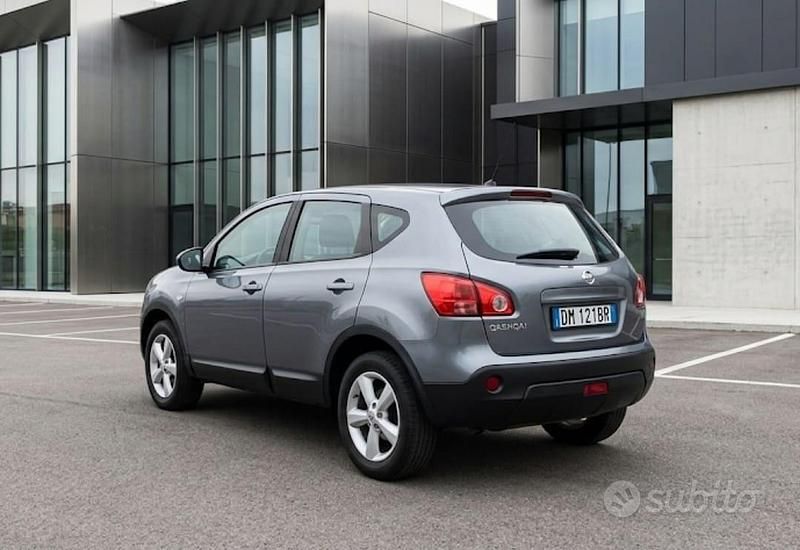 Usata Nissan Qashqai Acenta 117 CV (86 kW) 2007 Grigio SUV