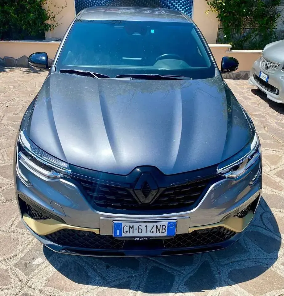 Usata Renault Arkana Engineered 94 CV (69 kW) 2023 Grigio SUV