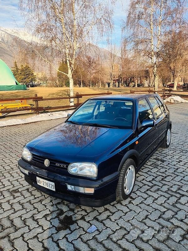 Usata VW Golf III GTI 1992 Blu Utilitaria